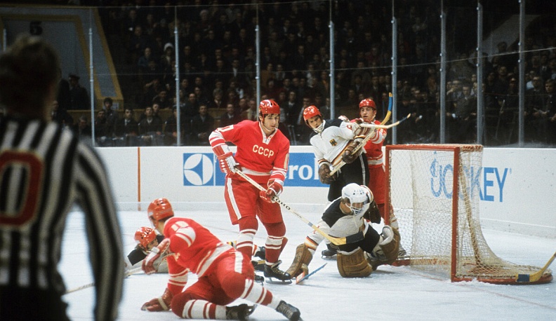 Хоккей на задворках