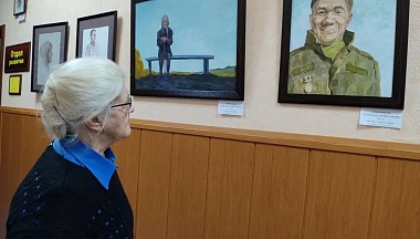 В Калуге представили художественную выставку, посвящённую участникам СВО