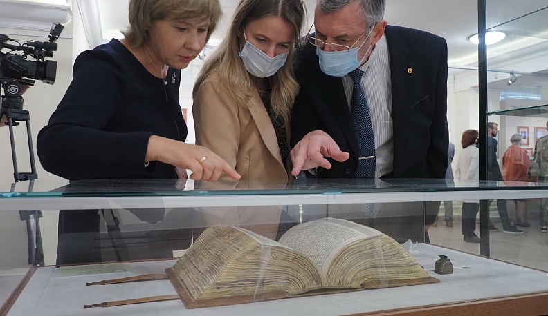 В Калуге открылась выставка, переносящая жителей города в средневековье 