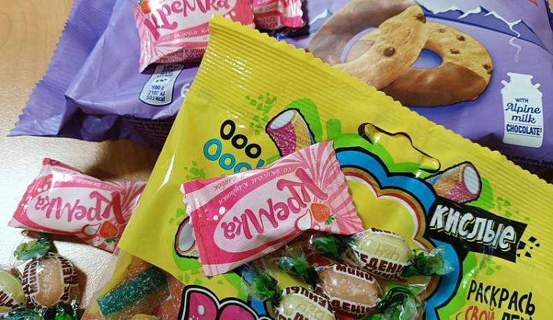 Калужанам рассказали, как выбрать сладкий новогодний подарок