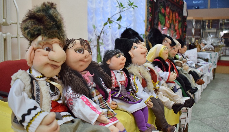 В Тарусе прошёл фестиваль молдавской культуры «Мэрцишор»