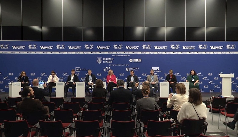 Калужская область приняла участие в обсуждении актуальных вопросов ИТ-сферы