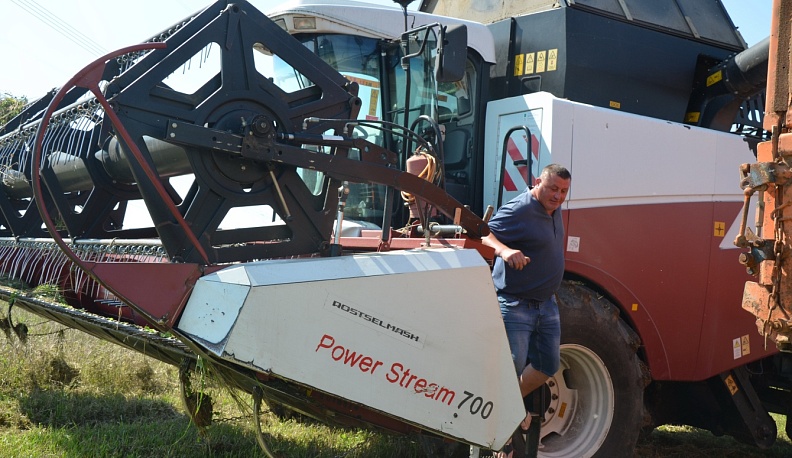 В Юхновском районе завершается уборка зерновых