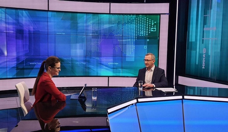 Между прошлым и будущим