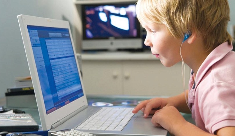 Калужские старшеклассники - о плюсах и минусах дистанционного обучения 