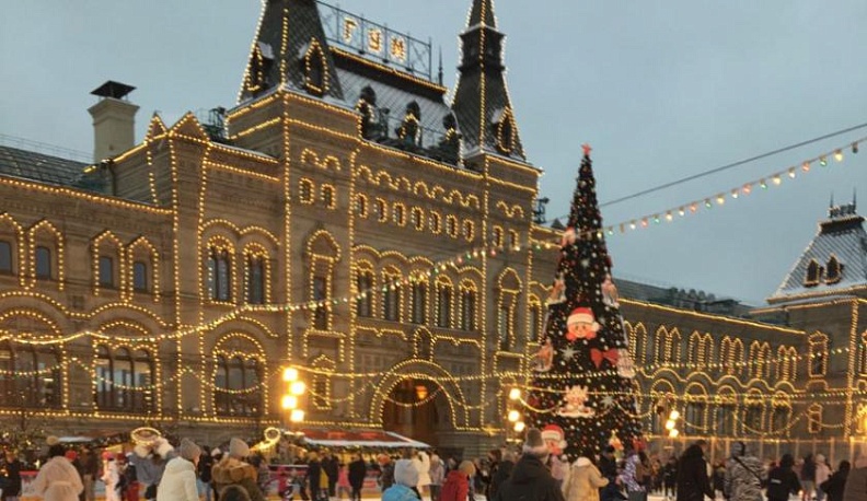 Новогодние выходные в России продлятся 10 дней