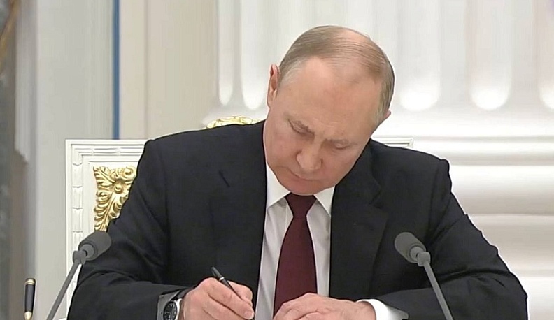 Владислав Шапша поддержал решение президента о признании независимости ДНР и ЛНР