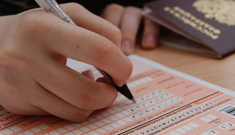 В Калужской области пятерым выпускникам пришлось досрочно покинуть ЕГЭ