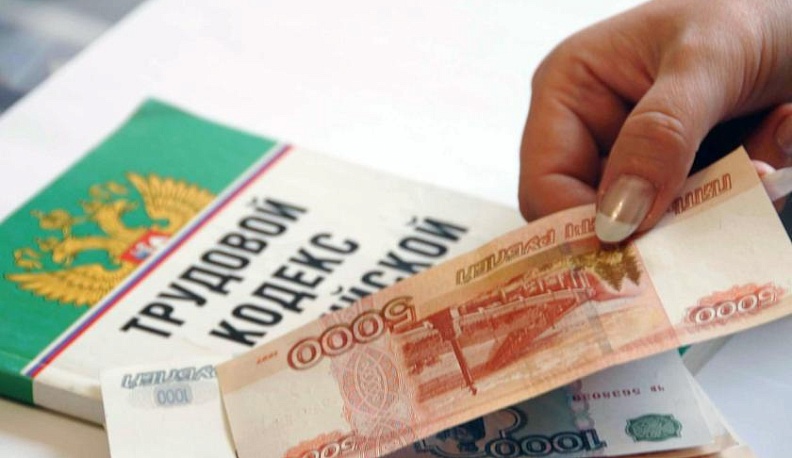 В Дзержинском районе директор задолжала миллион рублей работникам 