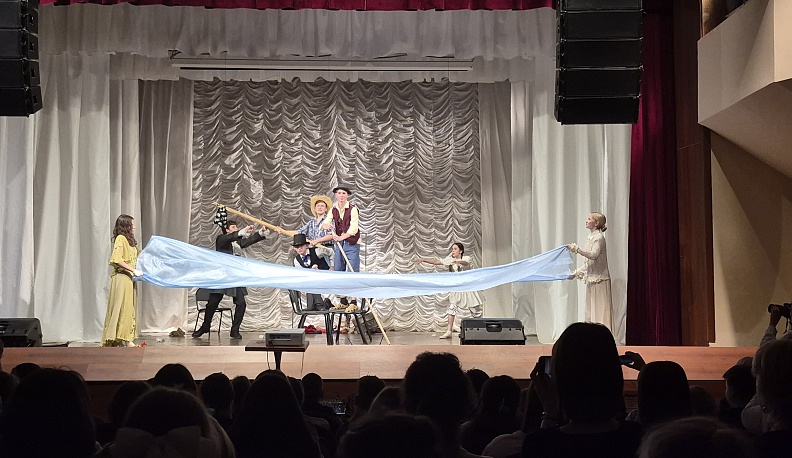 В Сухиничах состоялась премьера детского спектакля