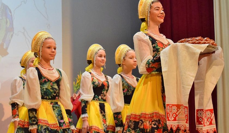 Вместе — на «Тарусской застолице»