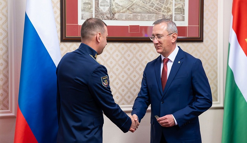 Владислав Шапша вручил награды за мужество Героям Калужской области