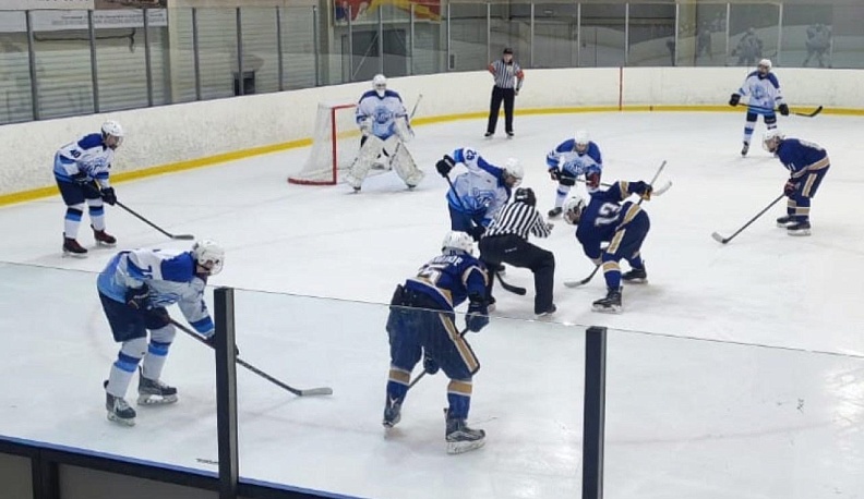 Юные хоккеисты из Обнинска обыграли калужан в матче первенства ЦФО