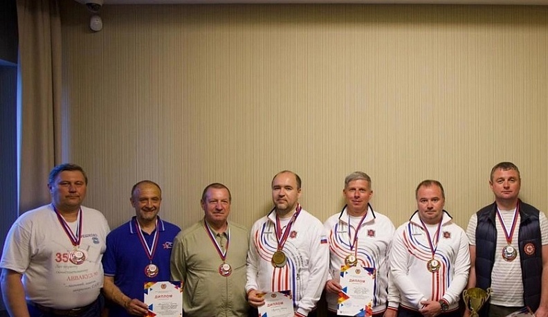 Калужские летчики заняли третье место на турнире по высшему пилотажу