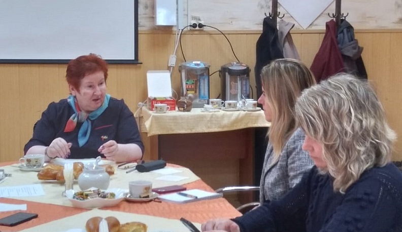 Ольга Коробова высоко оценила работу попечительского совета Азаровского детского дома