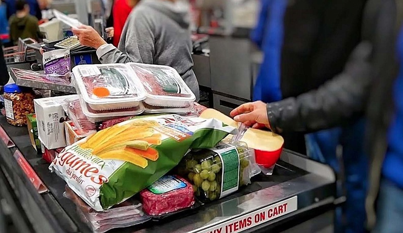 Свои среди чужих 