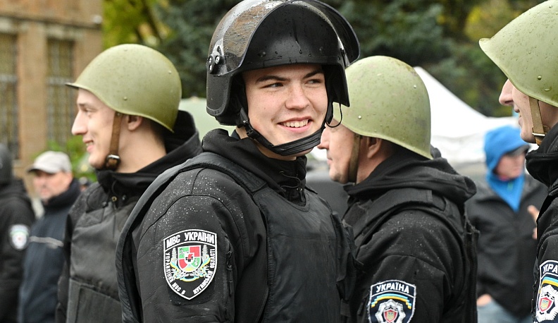 В Калуге перед Домом печати снимали сериал о событиях на Донбассе