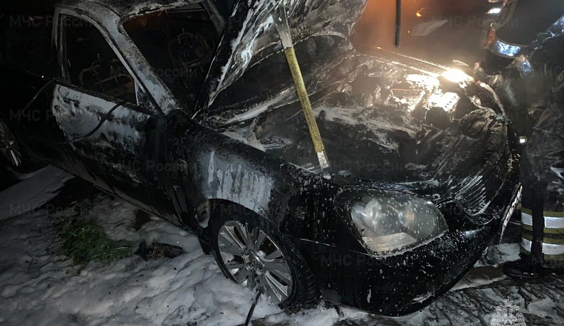 Ночью в Обнинске сгорела машина