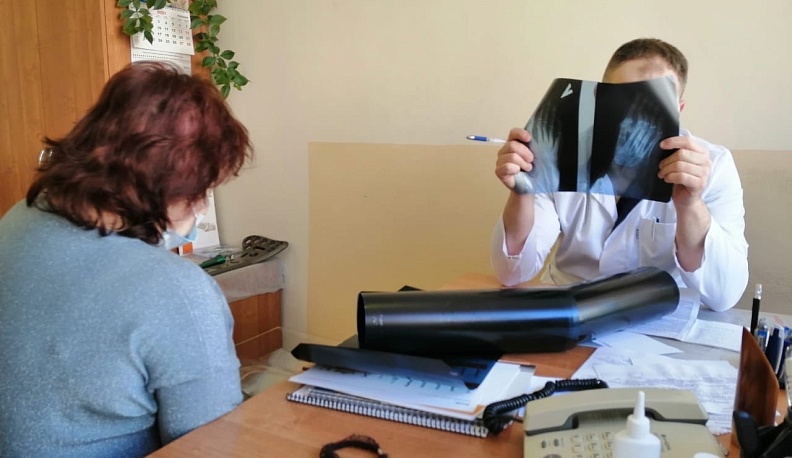 В Калуге врачи областной больницы начали консультировать всех желающих