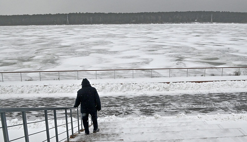 Спасатели предупреждают о сложной ледовой обстановке на водоёмах Калужской области
