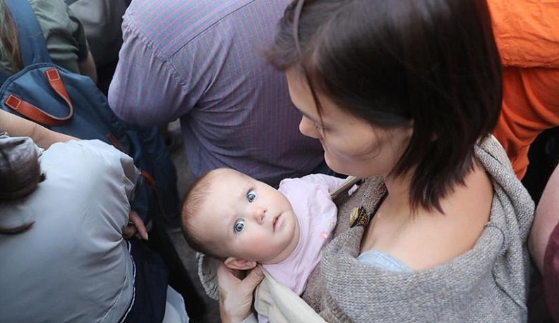 Точки матери: в России откроют сеть центров помощи родителям