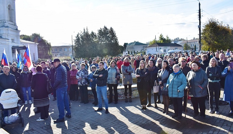 Тарусский район проводил своих защитников на борьбу с нацистами