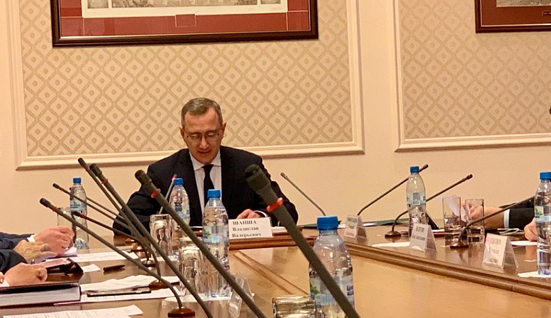 В четверг в Калужской области могут официально запретить работу фитнес-залов и кинотеатров