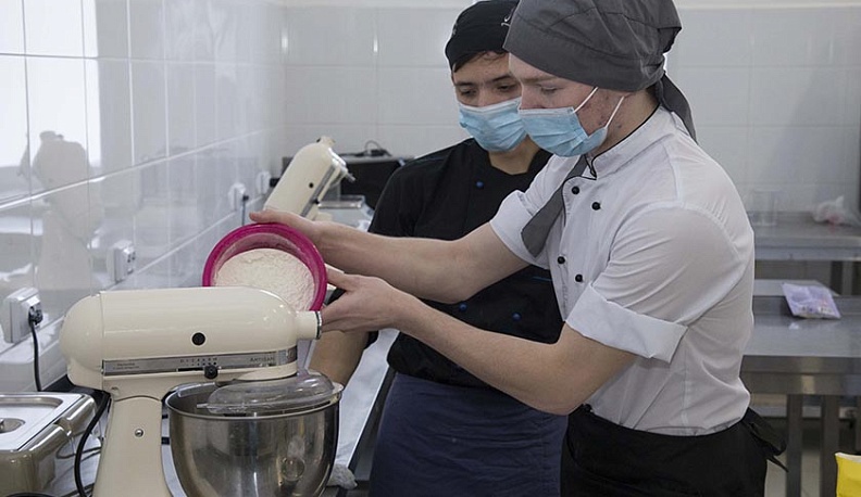 В гостях у поваров и виноделов