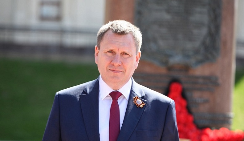 Геннадий Новосельцев поздравил калужан с Днем отца