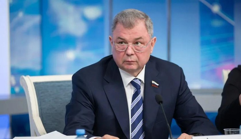 В состав трехсторонней комиссии по вопросам межбюджетным отношений включен Анатолий Артамонов 