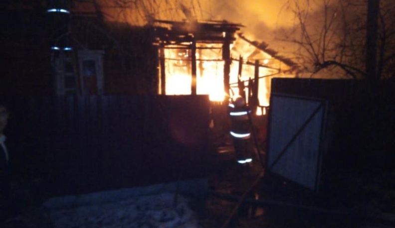 В Ферзиково сгорел жилой дом 