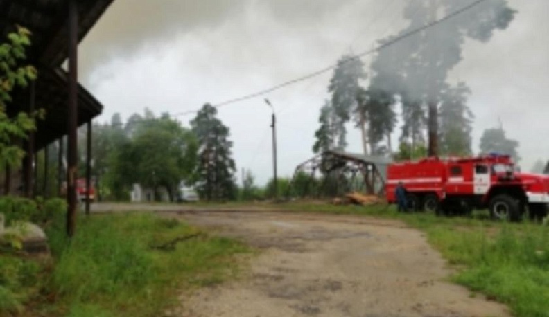 Рецидивист поджёг здание в Людинове, чтобы поживиться металлом