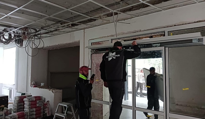 Медики - героям