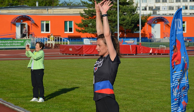 В Калуге провели массовый старт, посвященный Всемирному дню бега