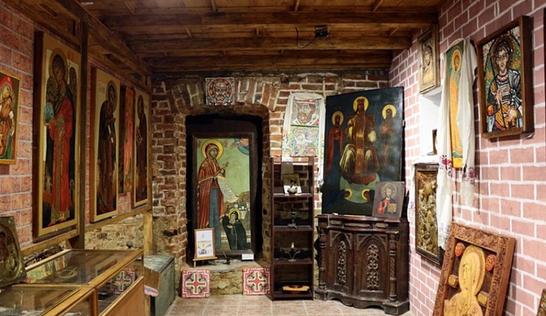 Художник, реставратор и борец за сохранение исторической застройки Боровска основал туристический информационный центр