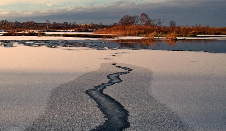 Около сотни спасателей обеспечат безопасность на водоемах Калужской области в период ледостава