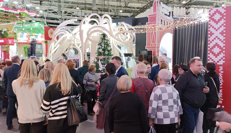 Депутат Госдумы Ольга Коробова отметила нестандартный подход Калужской области к организации Дня региона на выставке «Россия»