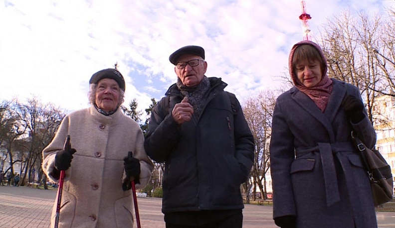 Супружеская пара из Калуги, отметившая 60-летие, отправила выплату мобилизованным