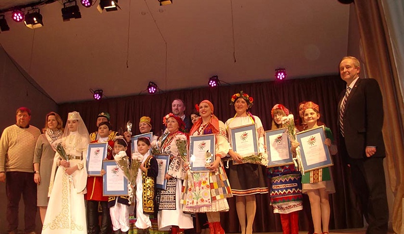 В Калуге соревновались лучшие национальные чтецы