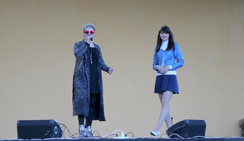 Литература и музыка – её стихия