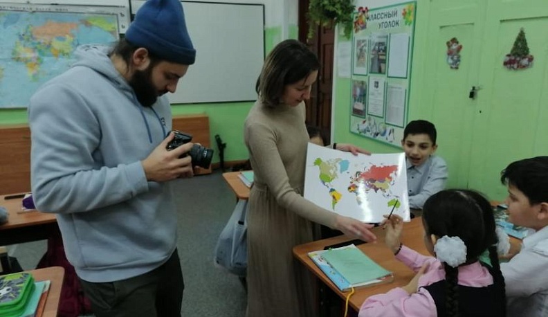 Малоярославецкую школу посетили репортёры из Голландии