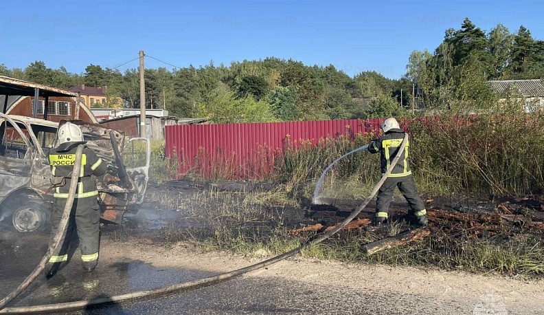 В Калуге сгорел автомобиль «Газель»