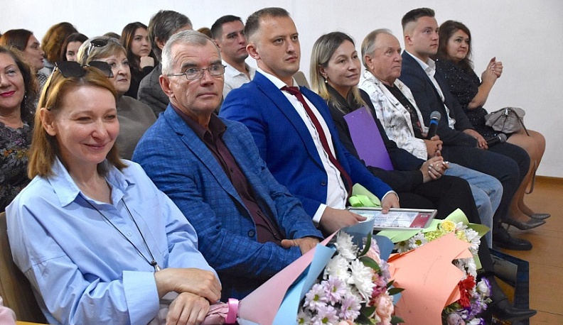 В Людиновском индустриальном техникуме отметили День среднего профобразования