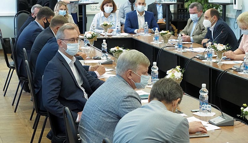 На бизнес-завтраке в ТПП калужанам рассказали про нижегородский опыт