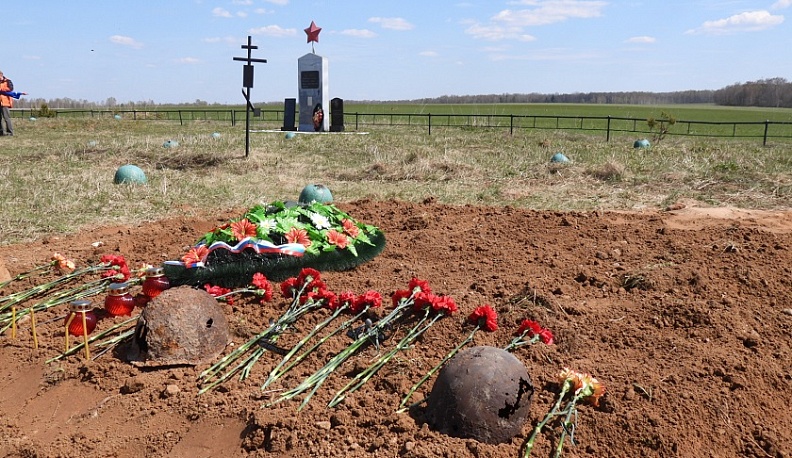 В Износковском районе с почестями предали земле 51 воина, погибшего в годы Великой Отечественной войны