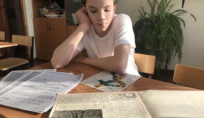 Школьник из Тарусского района популяризирует поисковое движение и историю малой родины