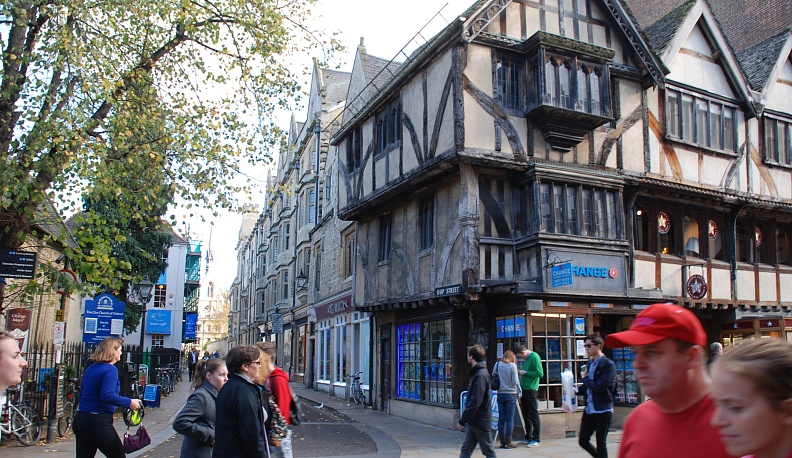 Вслед за Белым Кроликом