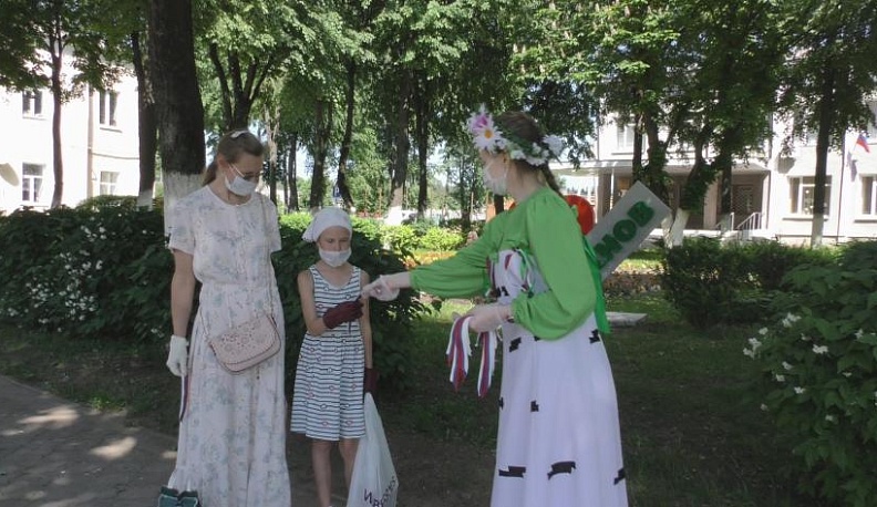 Юхновчане вместе со всей страной отмечают День России