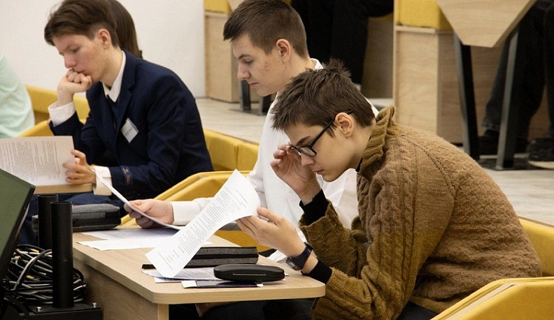 Владислав Шапша рассказал о новой доплате для калужских учителей