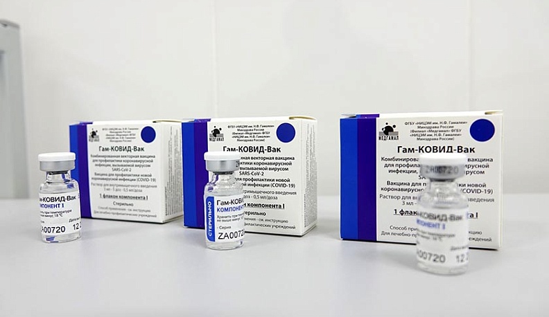 В калужском минспорта вакцинировались три четверти сотрудников